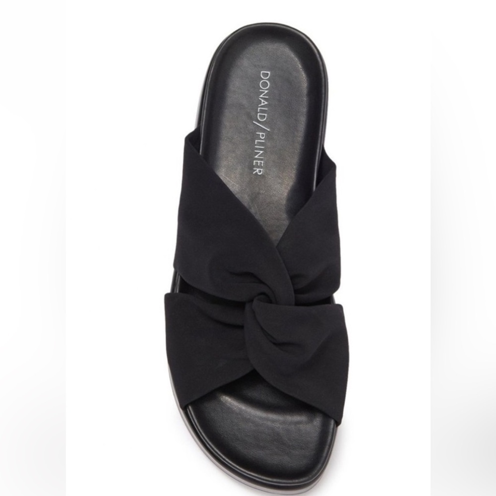 Donald J Pliner Folley Slide Sandals in Black Size 7.5